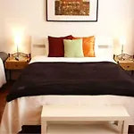 Cosy Appartement Close To City